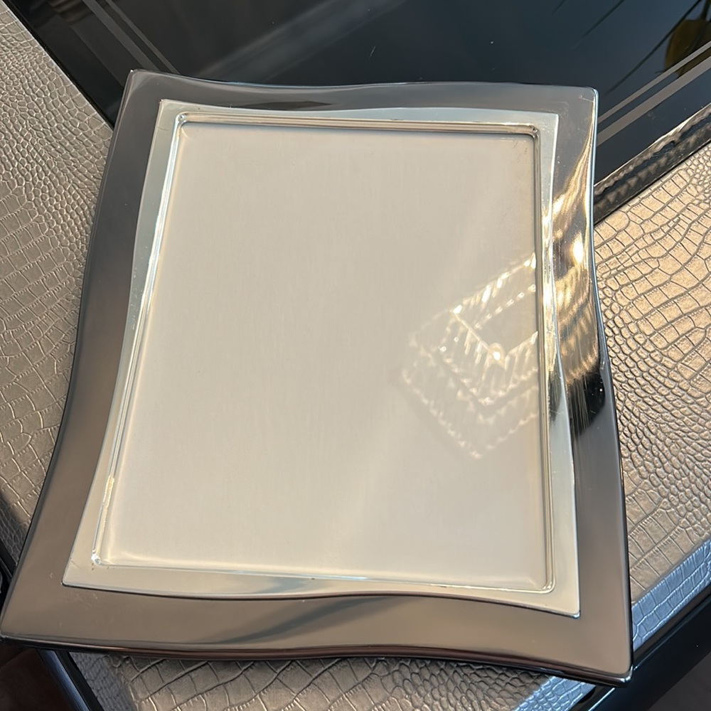 2 Picture frames for $20 - Picture 3 of 14
